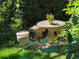 geschützte Sitzgruppe im Garten